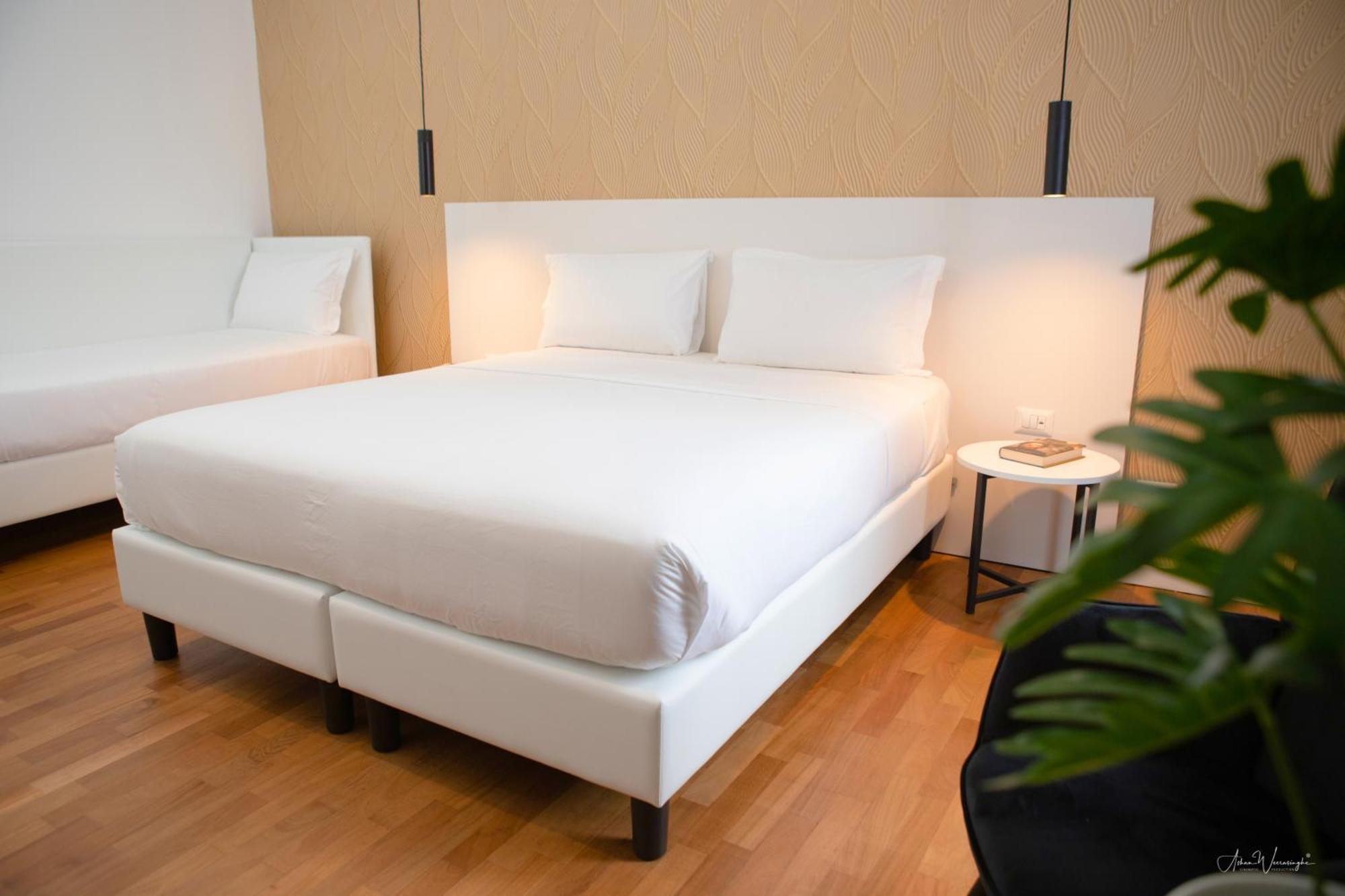 Magikrooms Topaz โรม ภายนอก รูปภาพ