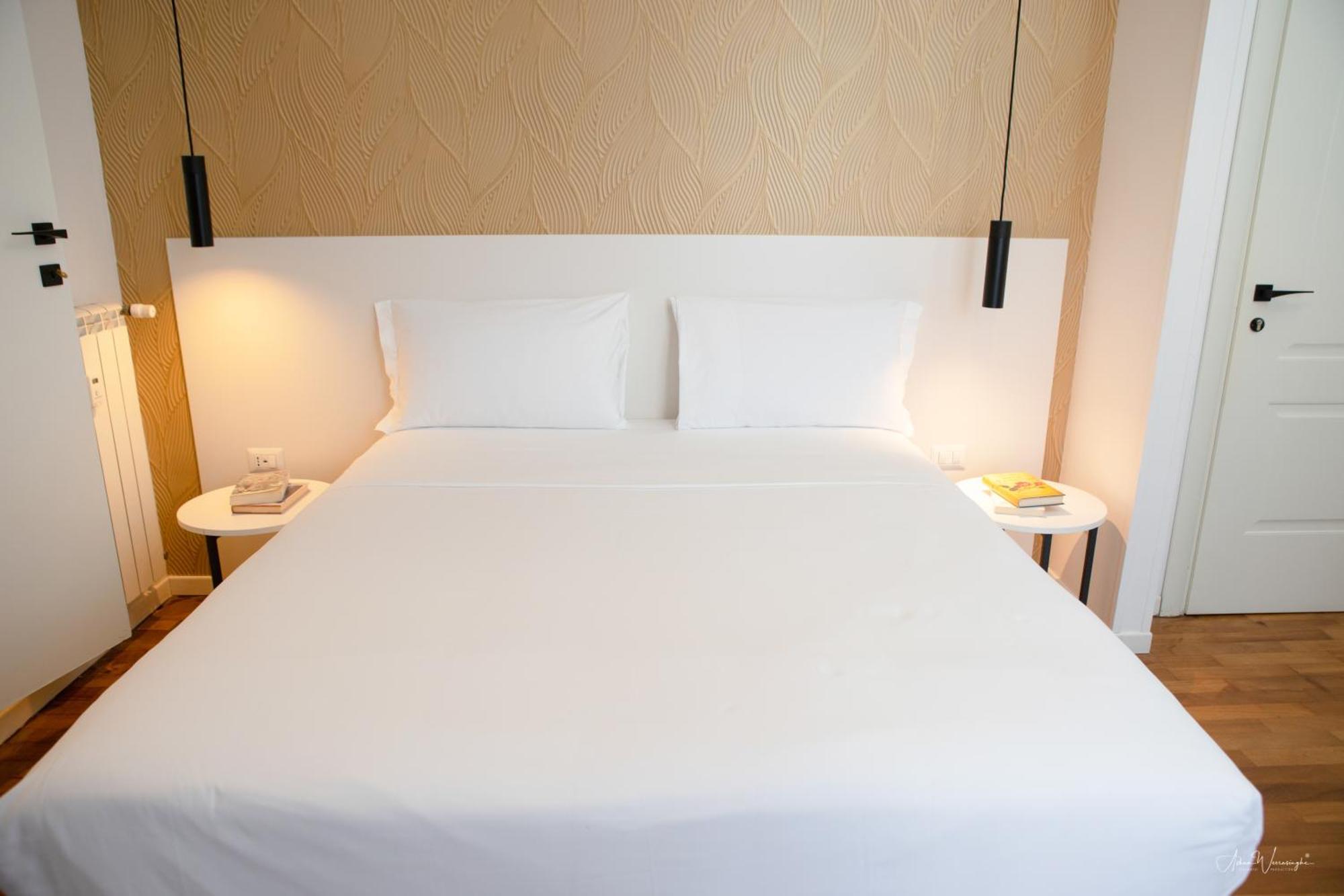 Magikrooms Topaz โรม ภายนอก รูปภาพ