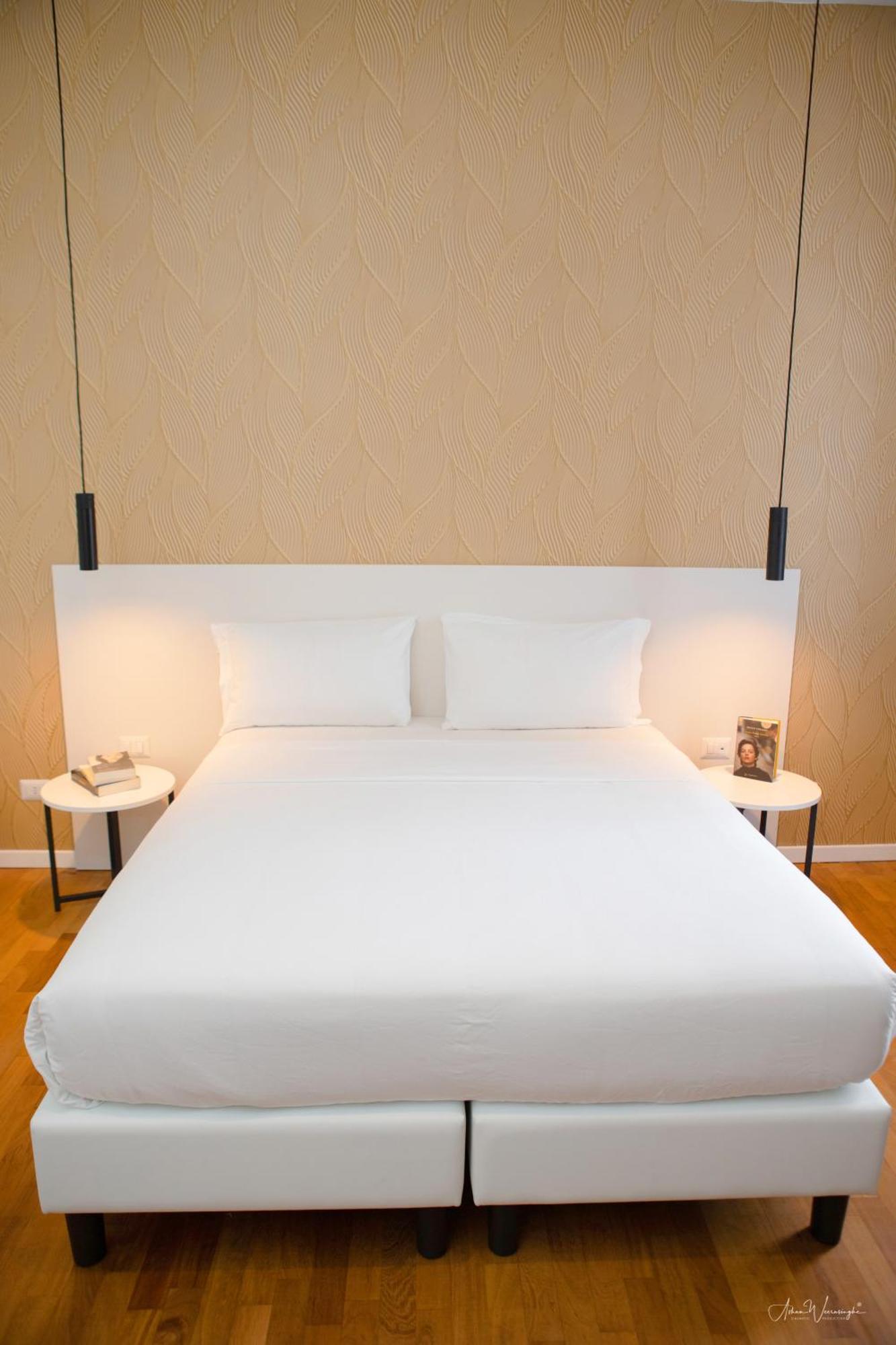 Magikrooms Topaz โรม ภายนอก รูปภาพ